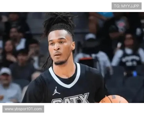 马刺新星卡斯尔新秀赛季破千分跻身队史第五人写传奇篇章辉煌新页